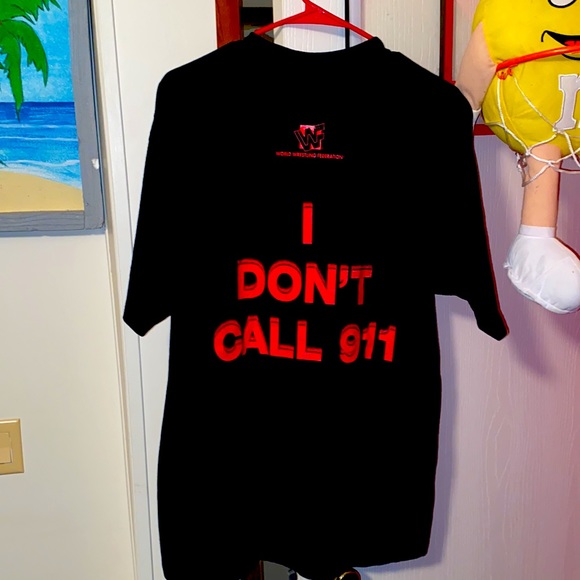 WWF Shirt - Picture 3 of 6